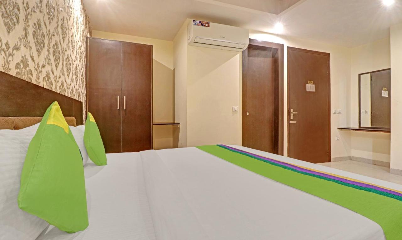 Treebo Trend Paragon Mahipalpur Hotel 4*